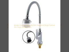 Garrafa de água quente e fria moderna com projeto tradicional Polished Zinc Single Handle Faucet