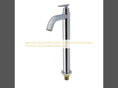 Garrafa de banheiro com desviador, convés de buraco único, torneira de mistura de água de lavatório quente e frio